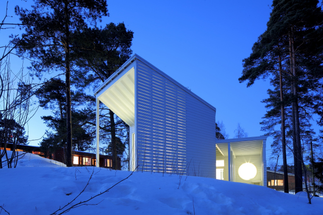 ��� Apelle. ����: AdDa Zei