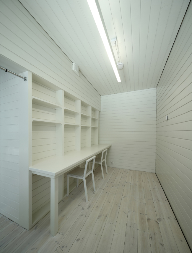 ��� Apelle. ����: AdDa Zei