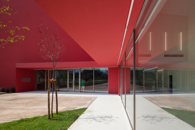 ���������� ����� ���� ��������. ���� � João Morgado. ������������� FAT � Future Architecture Thinking