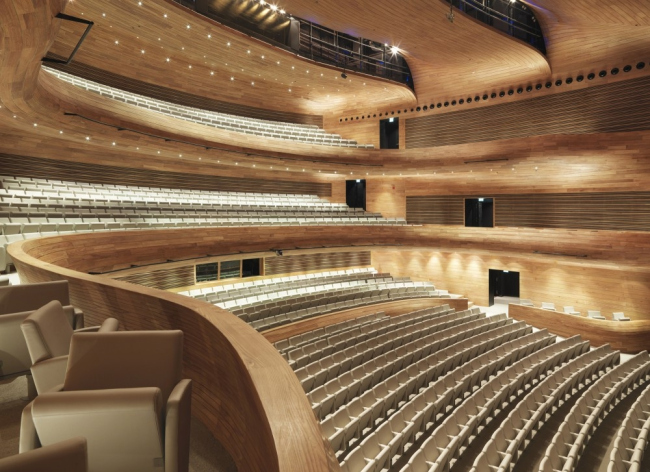 ������������ ����� �������� � Nicolas Buisson