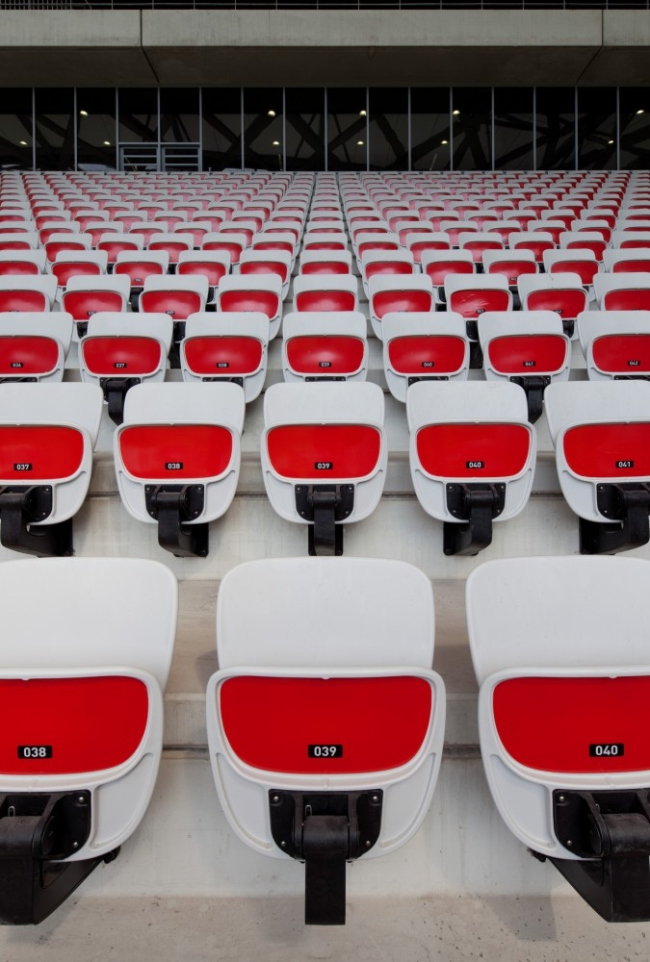  Allianz Riviera  Miläne Servelle