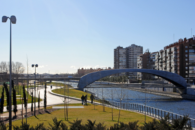 Madrid Río. ���� ���� West 8. ���� � ������� ٸ��