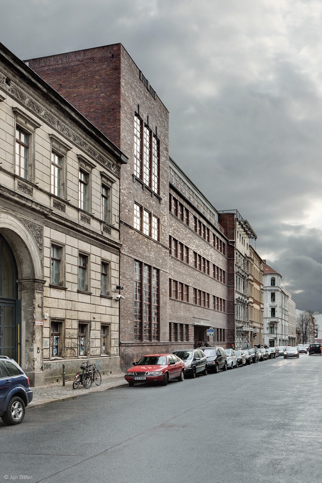 ������ ��������� ����� ��� ������� - ������������� � Jan Bitter. ������������� Grüntuch Ernst Architekten