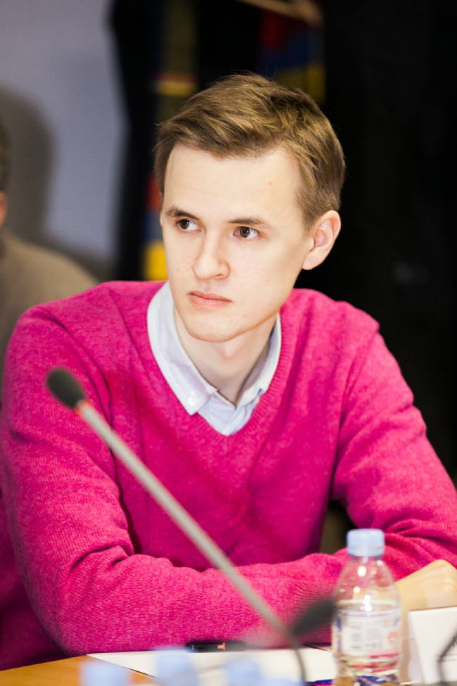 ���� ������������