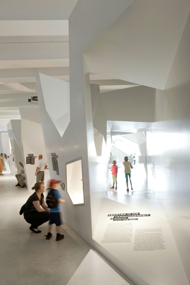 ����������������� ����� Paläon