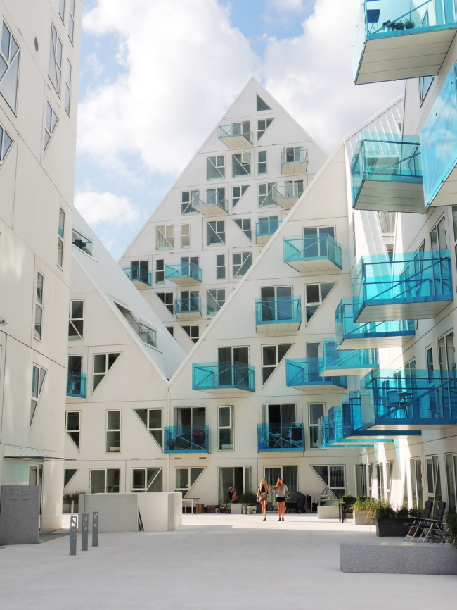 ����� �������� �������� (Isbjerget). ���� � ��������� ���������