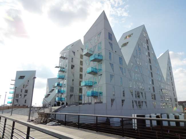 ����� �������� �������� (Isbjerget). ���� � ��������� ���������