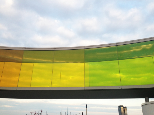 ����������� ����� �������� �������� (Your rainbow panorama) ���� � ��������� ���������