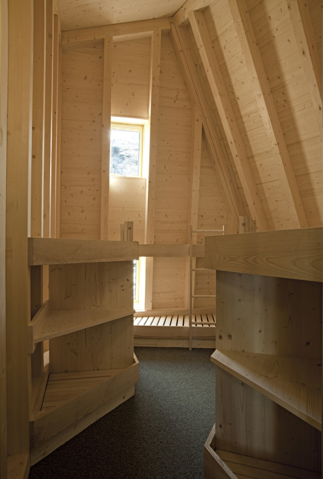 ��� ��� ����������� �����-���� � ETH-Studio Monte Rosa