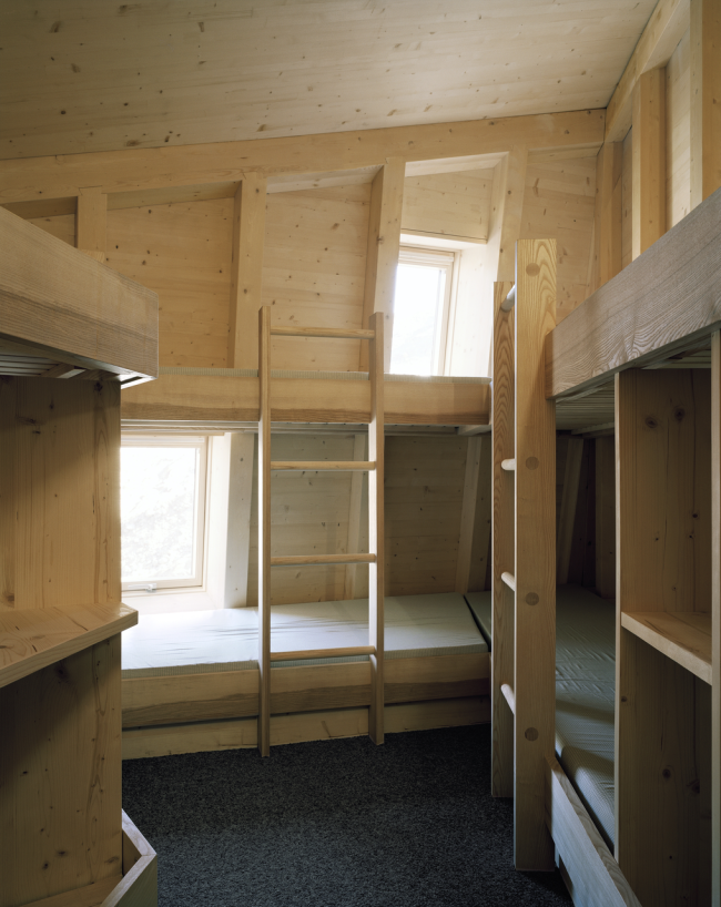 ��� ��� ����������� �����-���� � ETH-Studio Monte Rosa