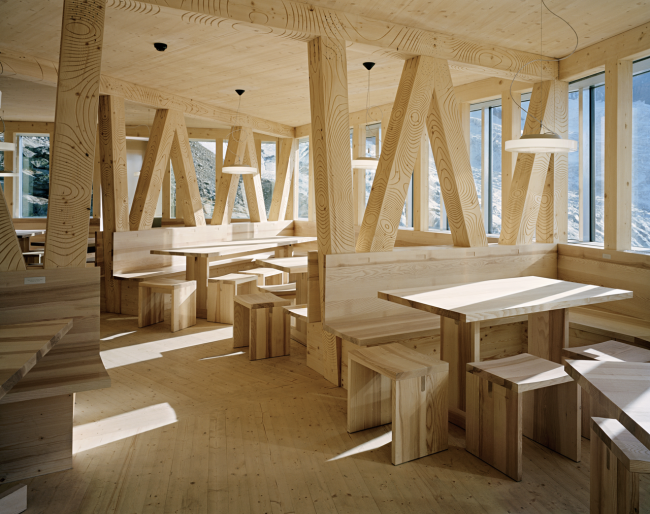 ��� ��� ����������� �����-���� � ETH-Studio Monte Rosa