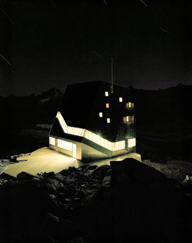 ��� ��� ����������� �����-���� � ETH-Studio Monte Rosa