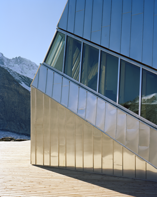 ��� ��� ����������� �����-���� � ETH-Studio Monte Rosa