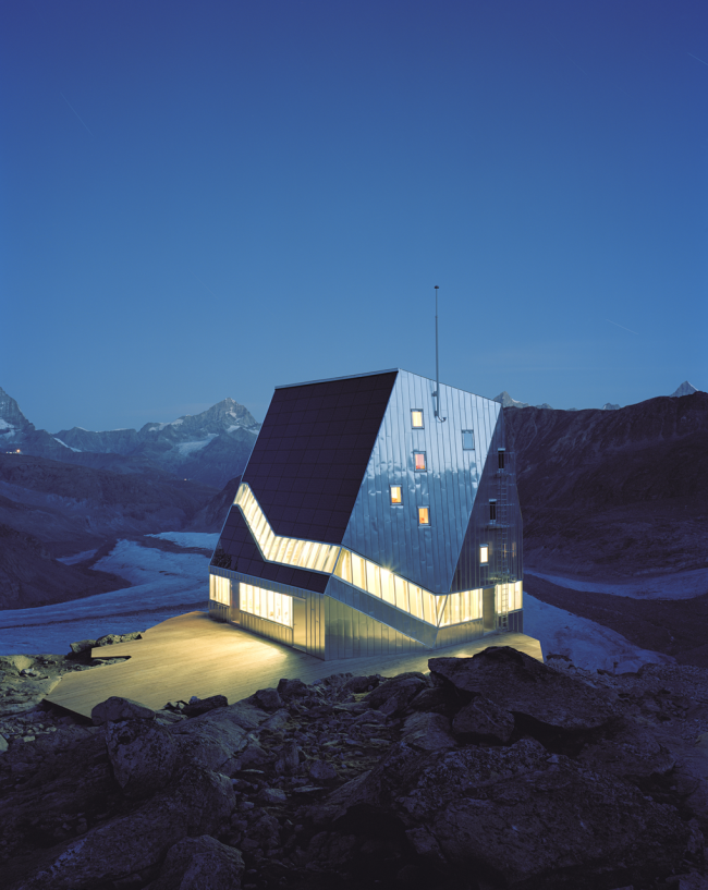 ��� ��� ����������� �����-���� � ETH-Studio Monte Rosa