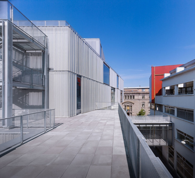 ������ ������������� ����� ���������� � Julien Lanoo