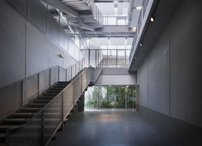 ������ ������������� ����� ���������� � Julien Lanoo