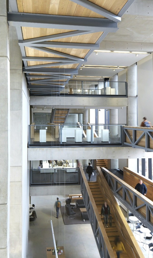 ������������� ����� �������� � Hufton + Crow