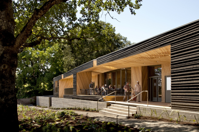 �������������� ��� ���������� Sokol Blosser � Jeremy Bitterman