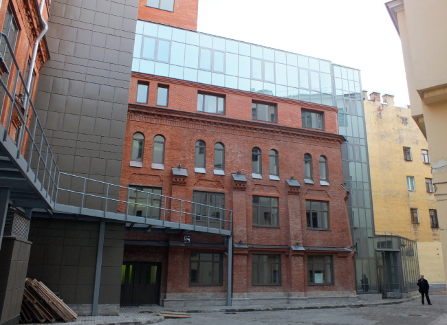 ����������-���������� �������� ������ ����� ���������������� ������. �������������� ���� �������, �������� � ���������. ��������� �.�., ������ �.�., �������� �.�.,
���������� �.�., ��� ������� �������� �.�., ��������� �.�. ��������: wikimapia.org