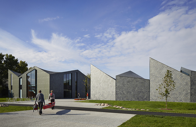 ������ WMS. ����: Steve Hall � Hedrich Blessing