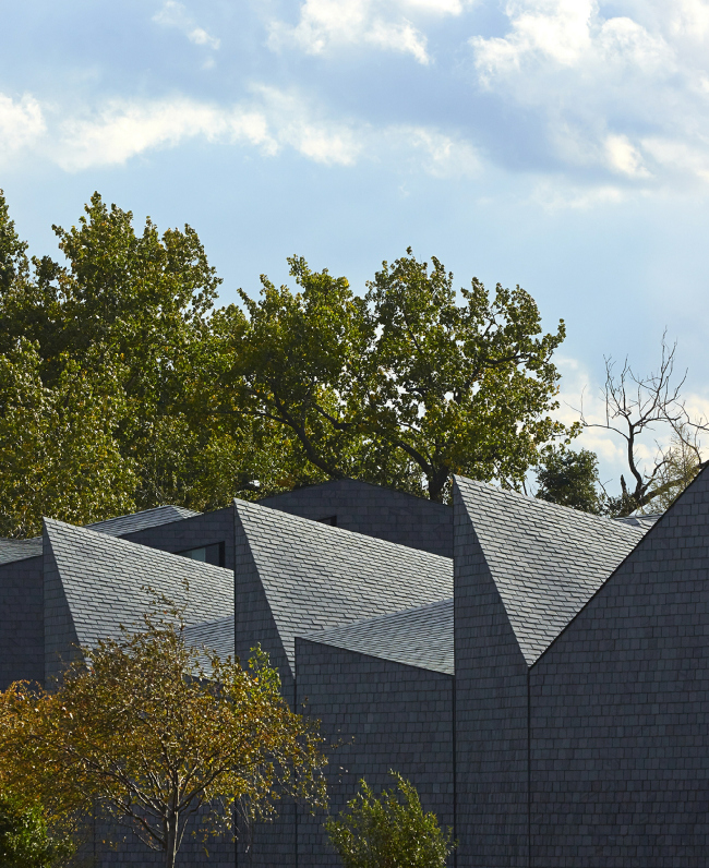 ������ WMS. ����: Steve Hall � Hedrich Blessing