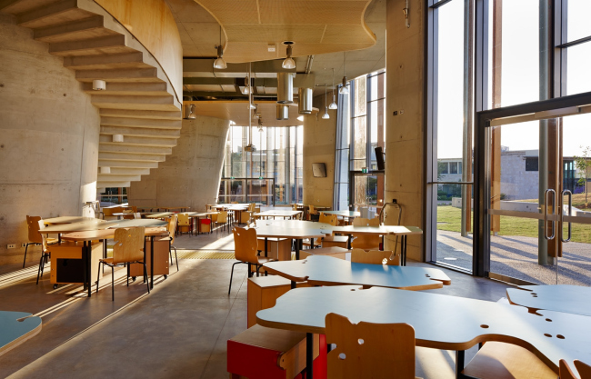 ����� ����������� ��. ������� �������� � Peter Bennetts