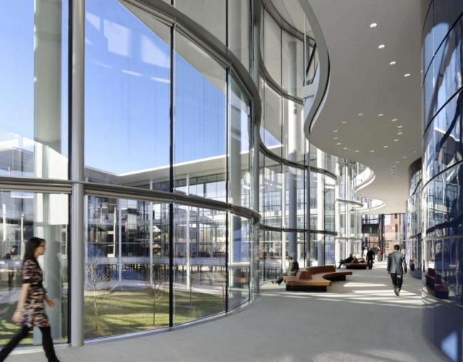 ����� ���������� ��������� ������������ � ������ ������� �. ������ � Foster + Partners