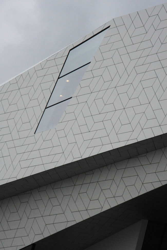 �������� ���� EYE ���� Delugan Meissl. ���� � ����� ��������