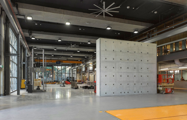  AEB    Peter Bennetts