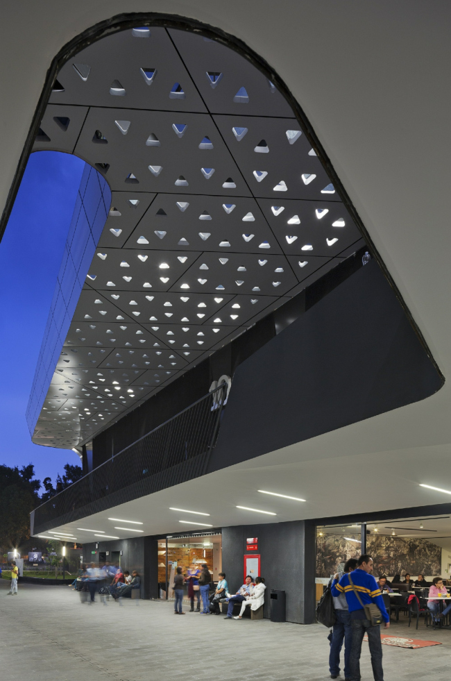 ������������ ��������� XXI ����. ����: Paul Rivera � Rojkind Arquitectos