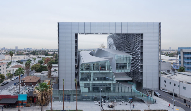 Колледж Эмерсона – здание в Лос-Анджелесе © Iwan Baan