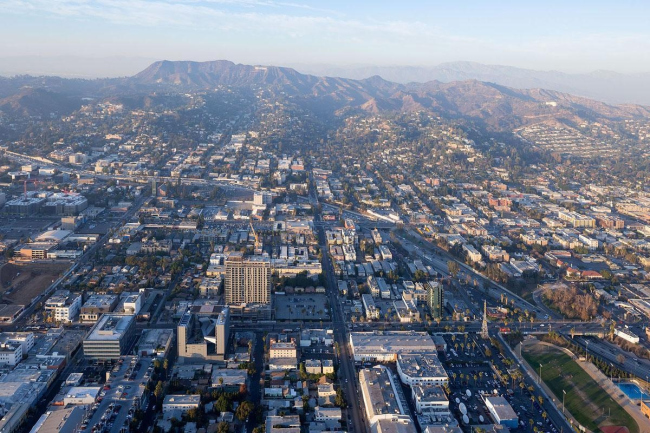 ������� �������� � ������ � ���-��������� � Iwan Baan. ���� � ����� morphopedia.com