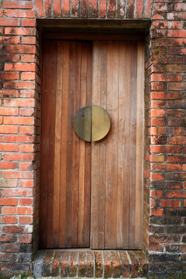 ��� Ultra-ruin � AdDa Zei