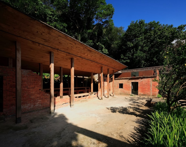 ��� Ultra-ruin � AdDa Zei