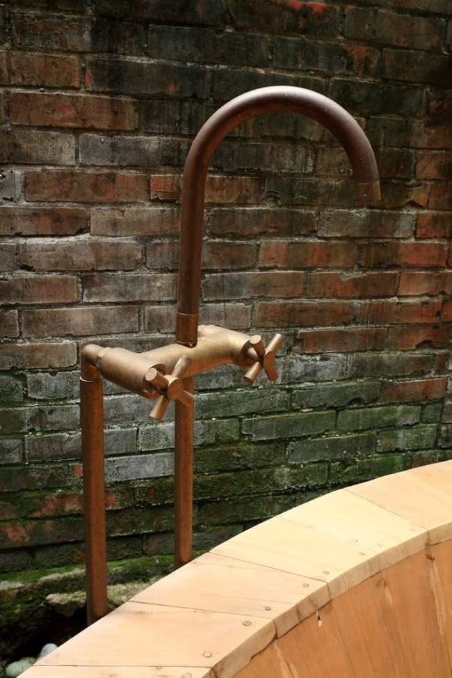 ��� Ultra-ruin � AdDa Zei