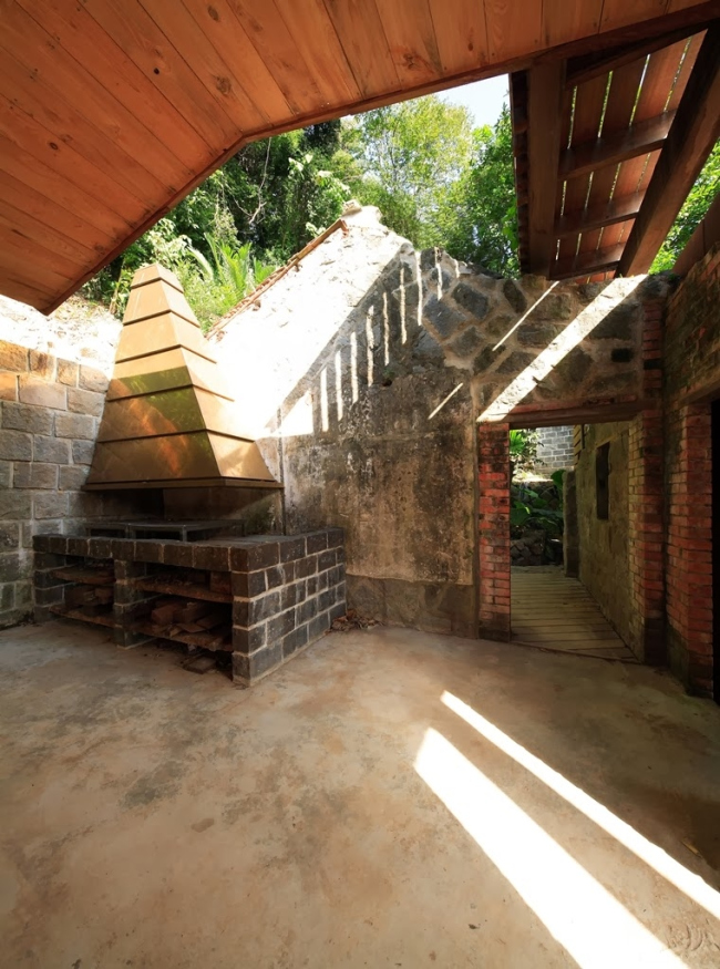 ��� Ultra-ruin � AdDa Zei