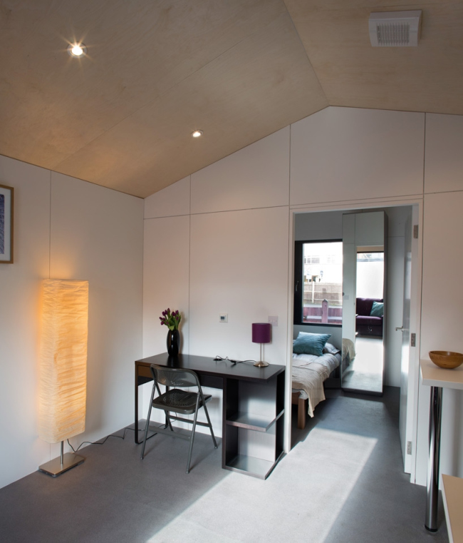 ������� ��� Y-Cube � Rogers Stirk Harbour + Partners