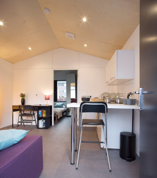 ������� ��� Y-Cube � Rogers Stirk Harbour + Partners
