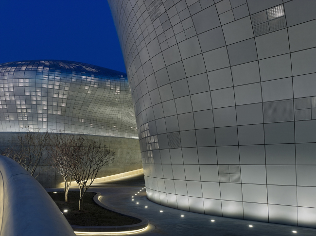�������� Dongdaemun Design Park and Plaza � Virgile Simon Bertrand