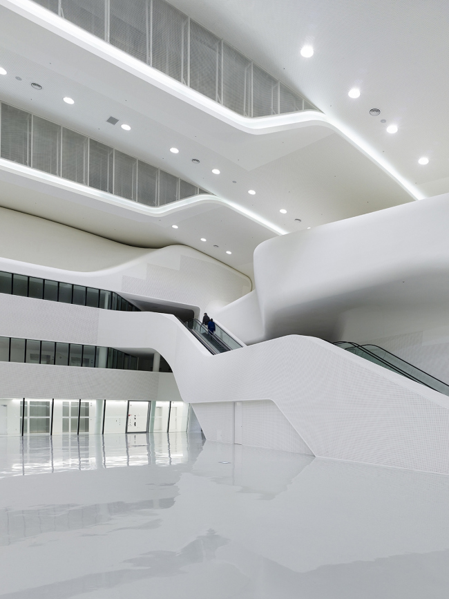 �������� Dongdaemun Design Park and Plaza � Virgile Simon Bertrand