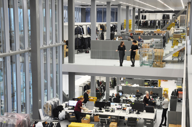 ����-�������� G-Star RAW � OMA