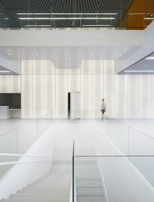 ������������ ����� ������ ������ � Aitor Ortiz