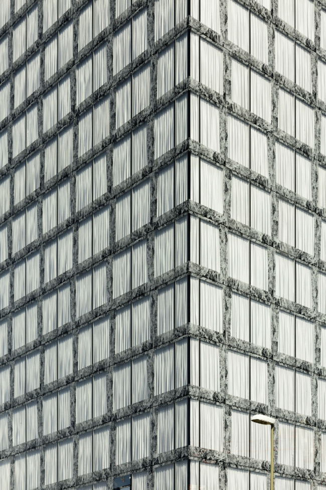 -  Allianz  Jan Bitter