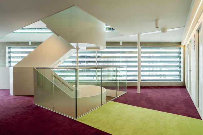 �������� IJdock. Bakers Architecten � ��� ��������. ����� Aitana IJdock � Bakers Architecten + Ben Loerakker