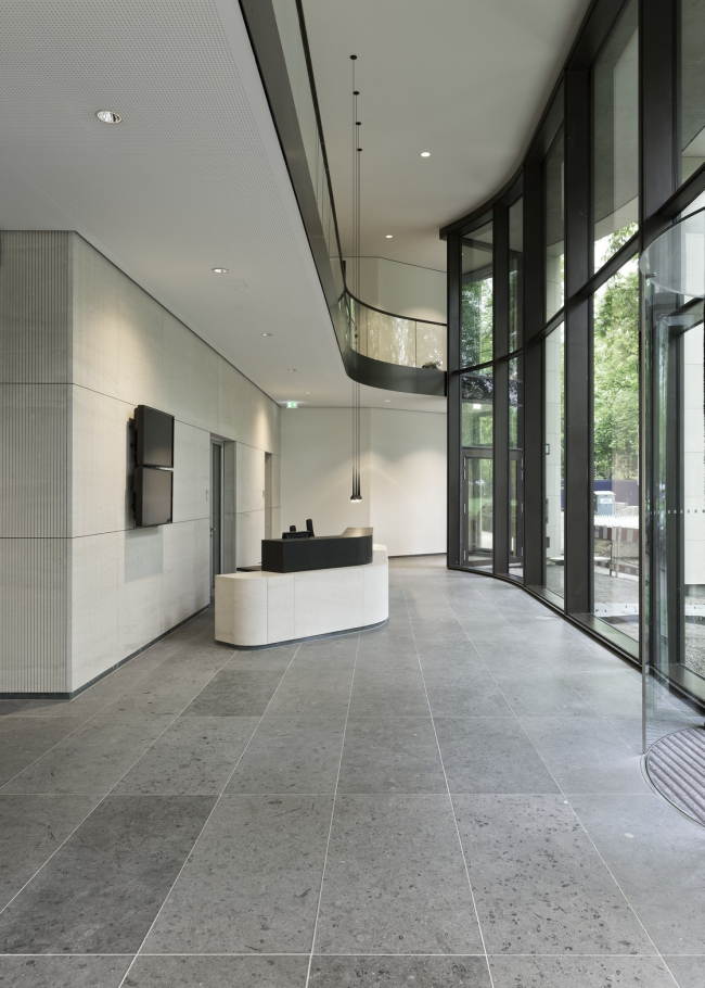 ������� ������ Tesdorpfstrasse 8 � Heiner Leiska