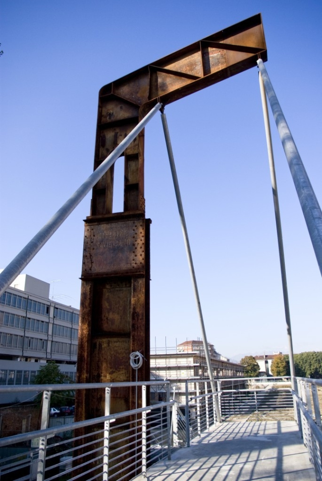 ����� ����. ����: Comitato Parco Dora