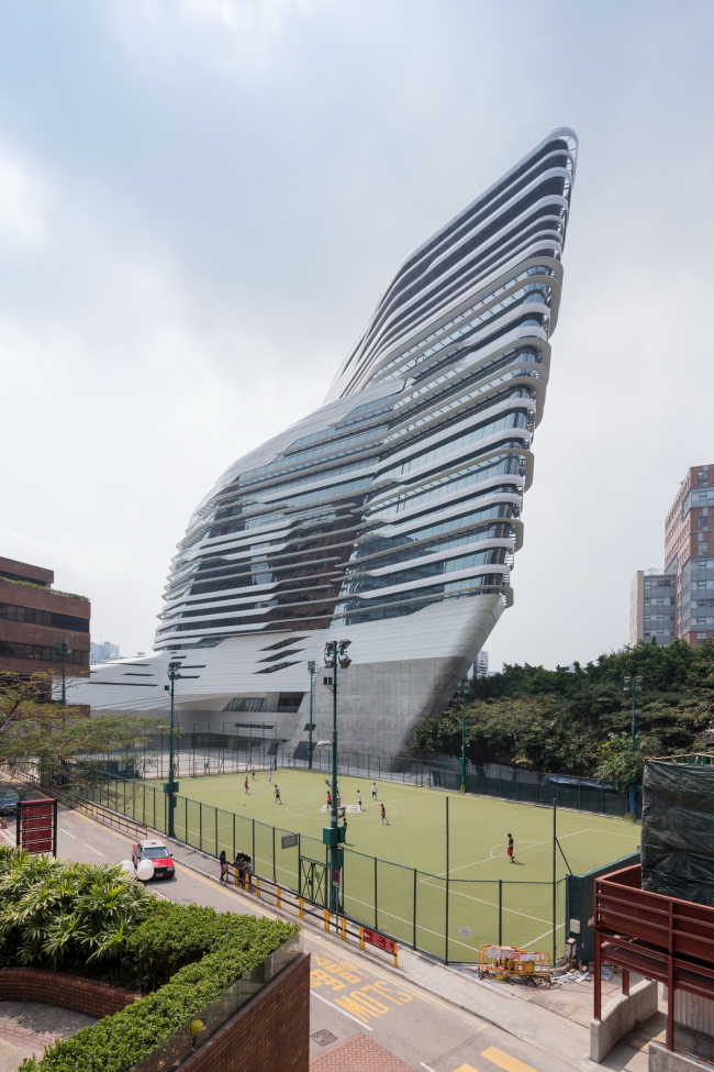 ������ Jockey Club Innovation Tower ������������ ���������������� ������������. ���� � Iwan Baan