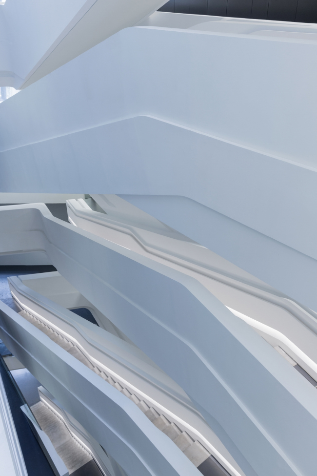 ������ Jockey Club Innovation Tower ������������ ���������������� ������������. ���� � Iwan Baan