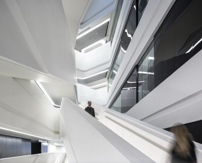 ������ Jockey Club Innovation Tower ������������ ���������������� ������������. ���� � doublespace