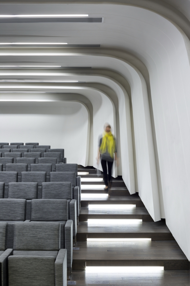 ������ Jockey Club Innovation Tower ������������ ���������������� ������������. ���� � doublespace